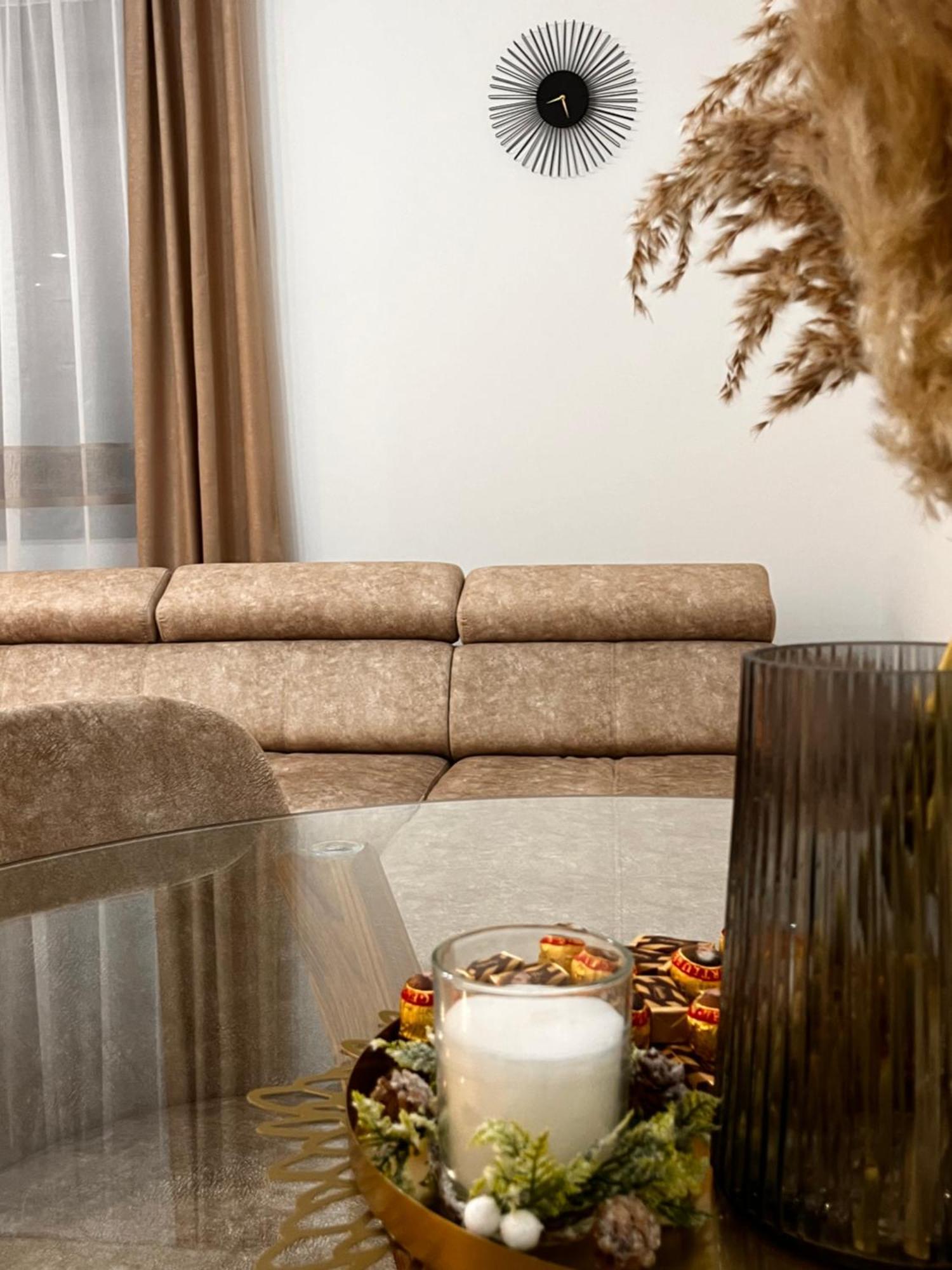 Reset Apartment *